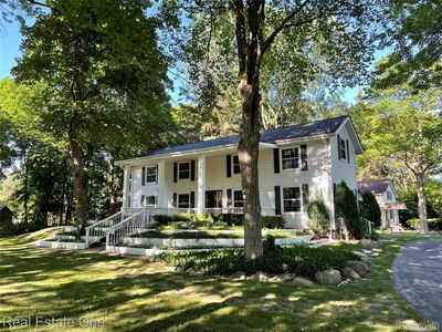 22601 W Main St