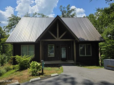 910 Saddle Creek Way