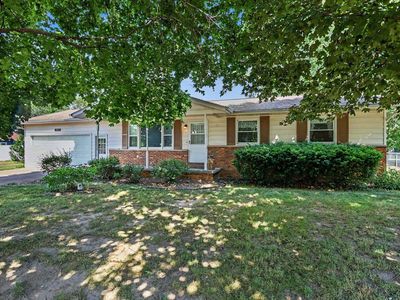 4823 Byron Dr