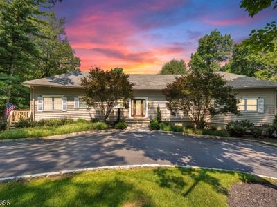 100 Pine Grove Rd