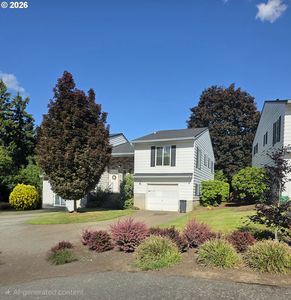 2904 NE 151st Ave