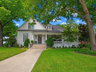 1026 W Main St