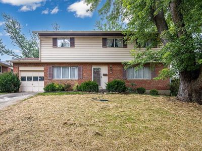 818 Rosetree Ln