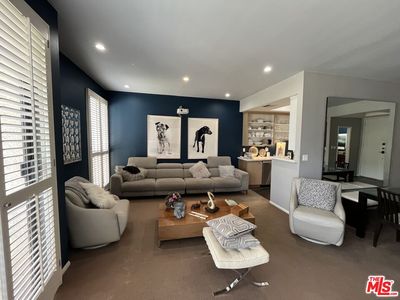 2175 S Beverly Glen Blvd APT 201