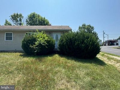 207 Lincoln Dr