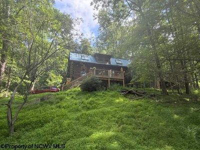 148 Hillcrest Dr