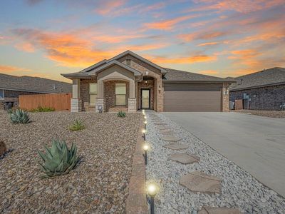 6803 Baron Dr
