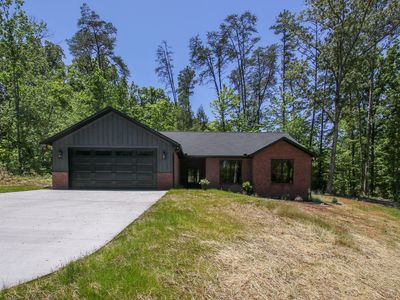 1632 Valley Woods Dr