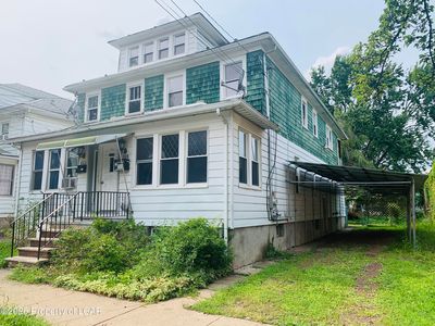 111 Waller St