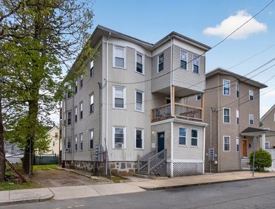 32 Callender St