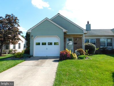 6985 Arbor Dr