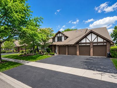 18075 Royal Oak Ct APT 2S