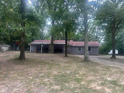 672 Highway 225 E