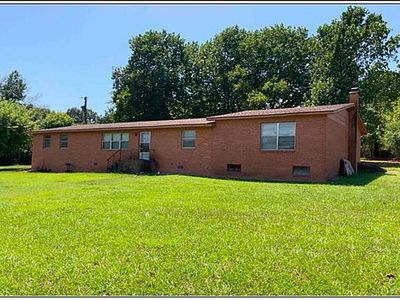 1802 Highway 7 N