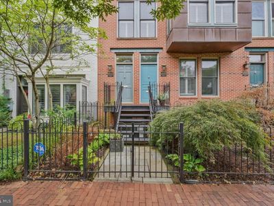 1333 Constitution Ave NE #B