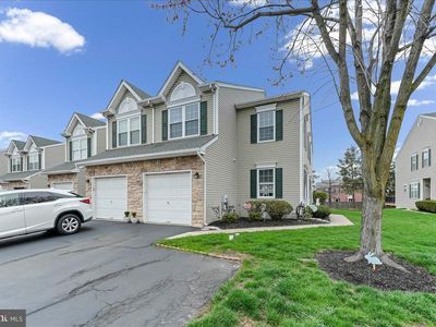 433 Green View Ct