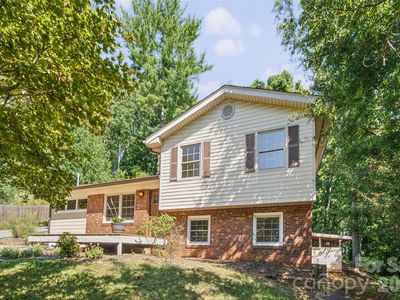 35 Clement Dr