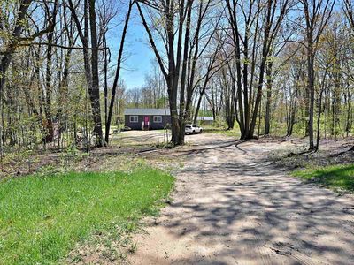 10403 W Round Lake Rd