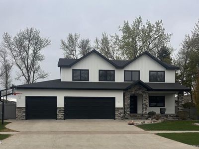 5553 Charlie Ray Dr
