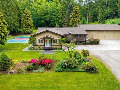 7524 208th Place NW
