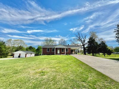 2221 Campground Rd
