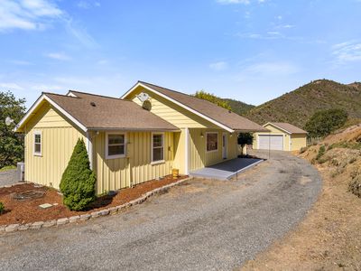 886 Humbug Creek Rd