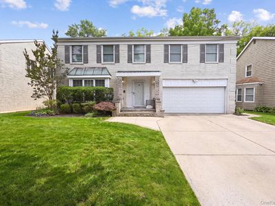 19 Sunset Road West