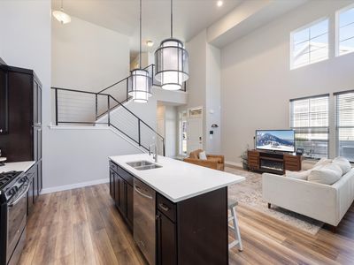 10363 S Silver Mine Rd