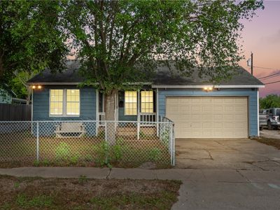 4905 Willowbrook Dr
