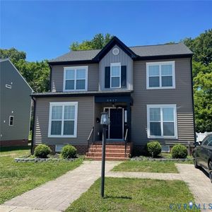 3817 Meridian Ave
