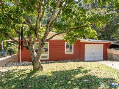 8403 Halidan Dr