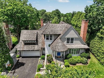 7 Hearthstone Dr