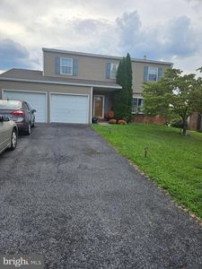 628 Sweetbriar Dr