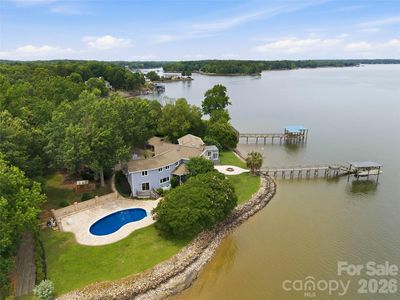 4872 Liberty Hill Rd E