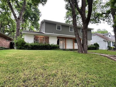 9551 Highedge Dr