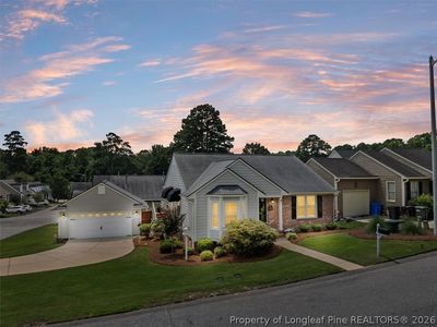 2933 Amelia Dr