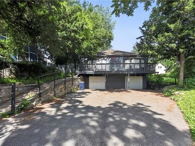 8155 Holmes Rd