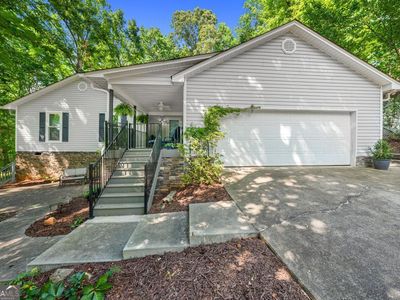 1303 S Arrowhead Dr