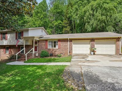 126 Tulip Ave SW
