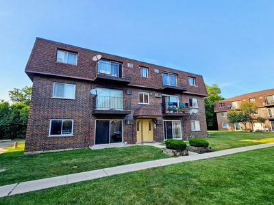 9358 Golf Rd APT 3B