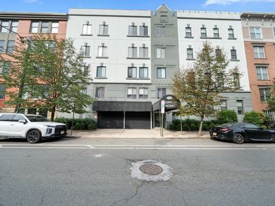 1110 Clinton St APT 21