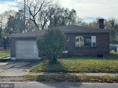 1132 E Lehman St