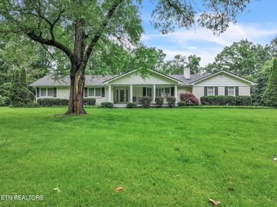 615 S Charles G Seivers Blvd