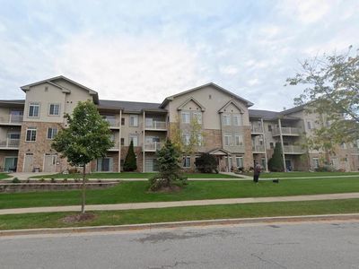 W197N16925 Stonewall DRIVE #212