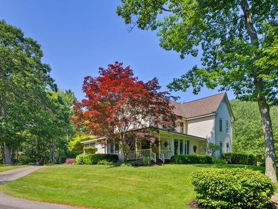 23 Elizabethan Drive