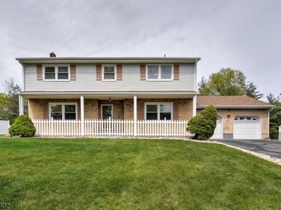 6 Linda St