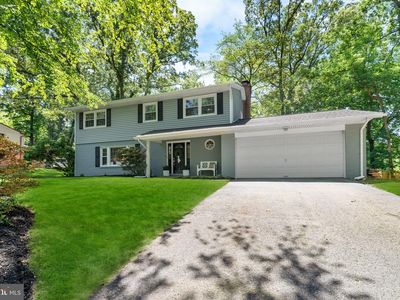 11 Saint Ives Dr