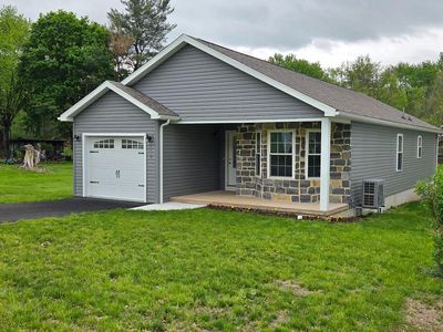 402 8th Ave