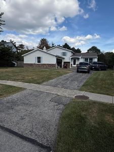 Property at 2123 Kellerston Rd, Maumee, OH