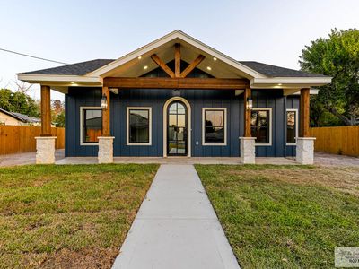1001 Markowsky Ave